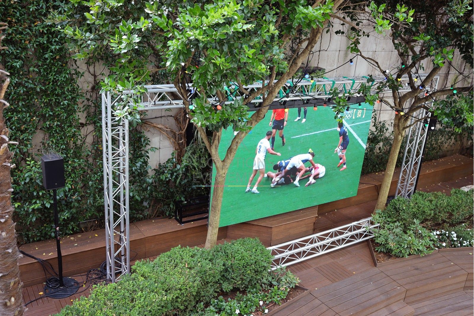 159 inch LED Wall Giant Screen Pack - Visual 2