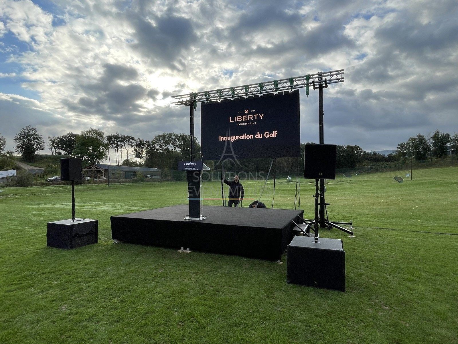 159 inch LED Wall Giant Screen Pack - Visual 5