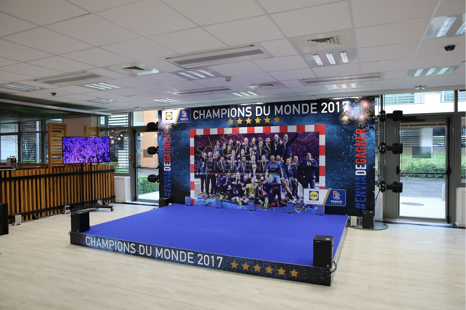 1x0.5m platform - SIXTY82 - Visual 2