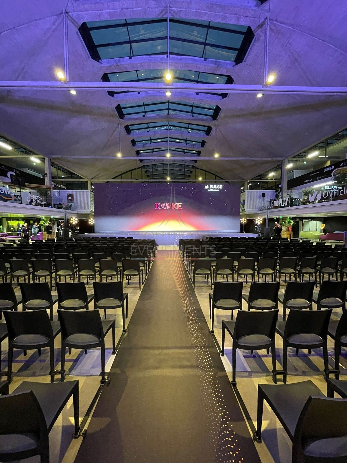 chaise e-trix noire - visuel 2