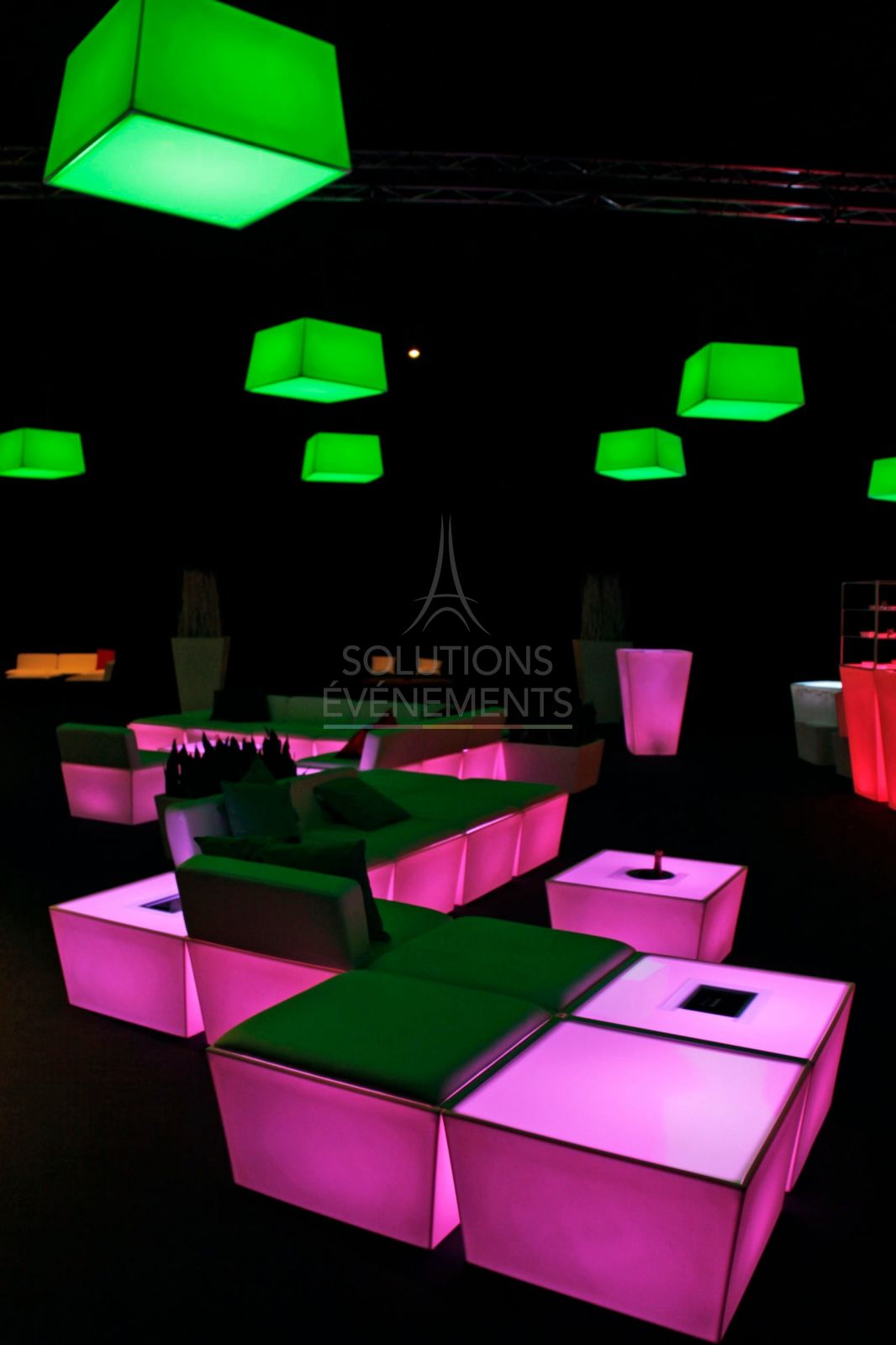 Conic Lounge LED coffee table - Visual 3