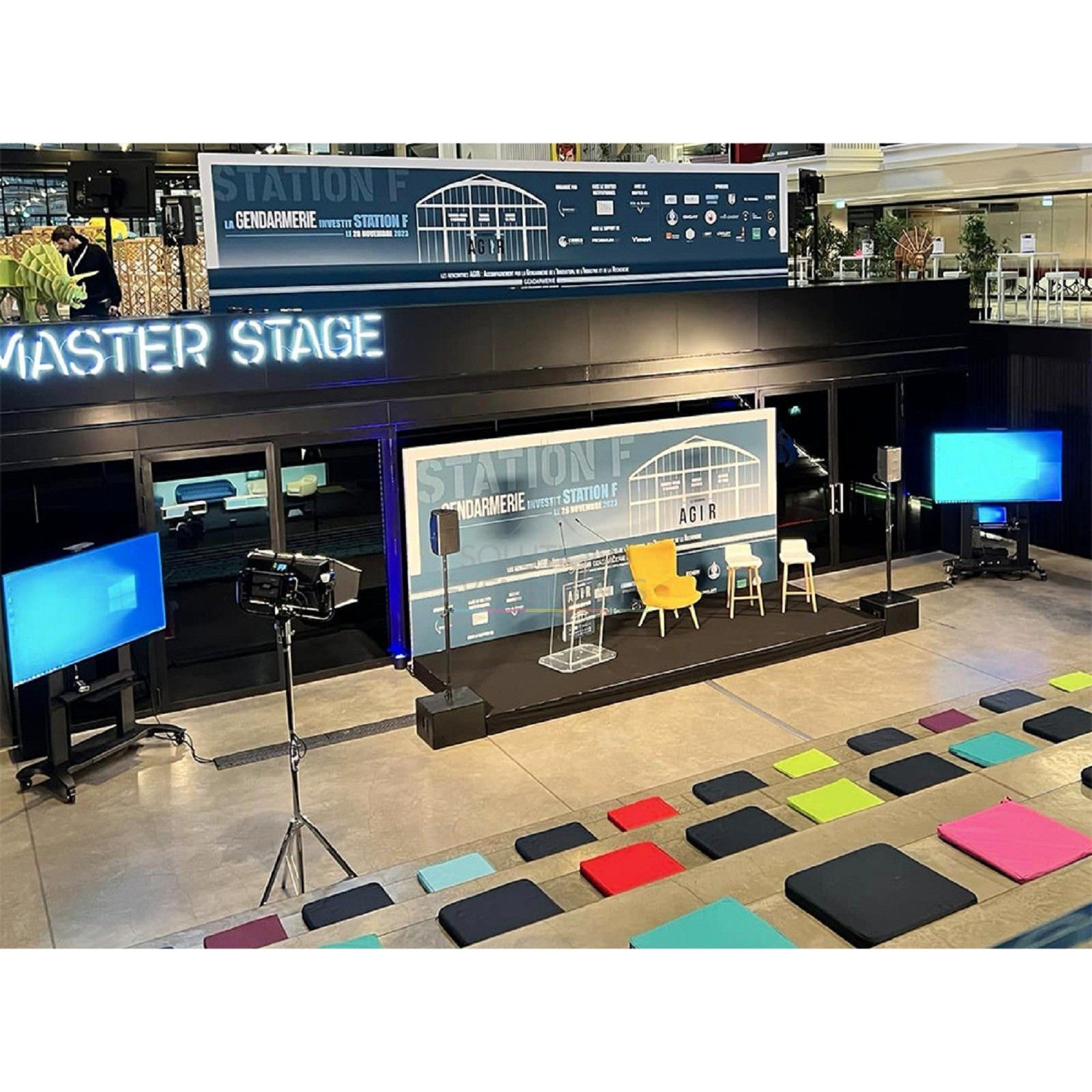 Copenhagen YELLOW armchair - Visual 5