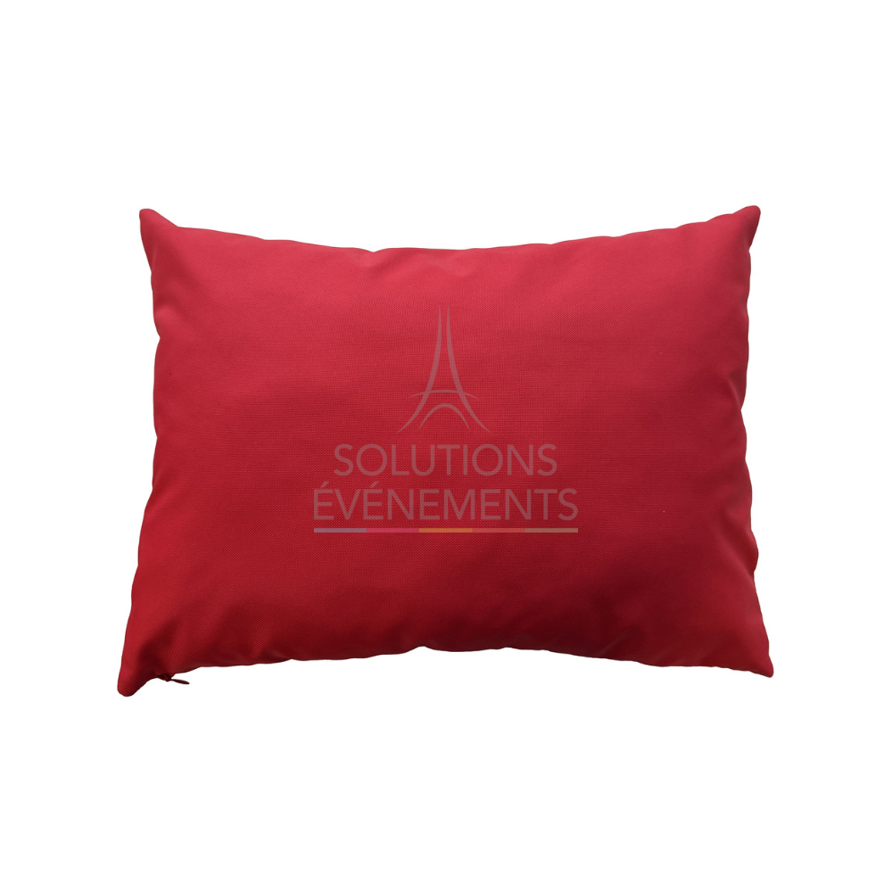 Location coussin rouge en tissu décoratif