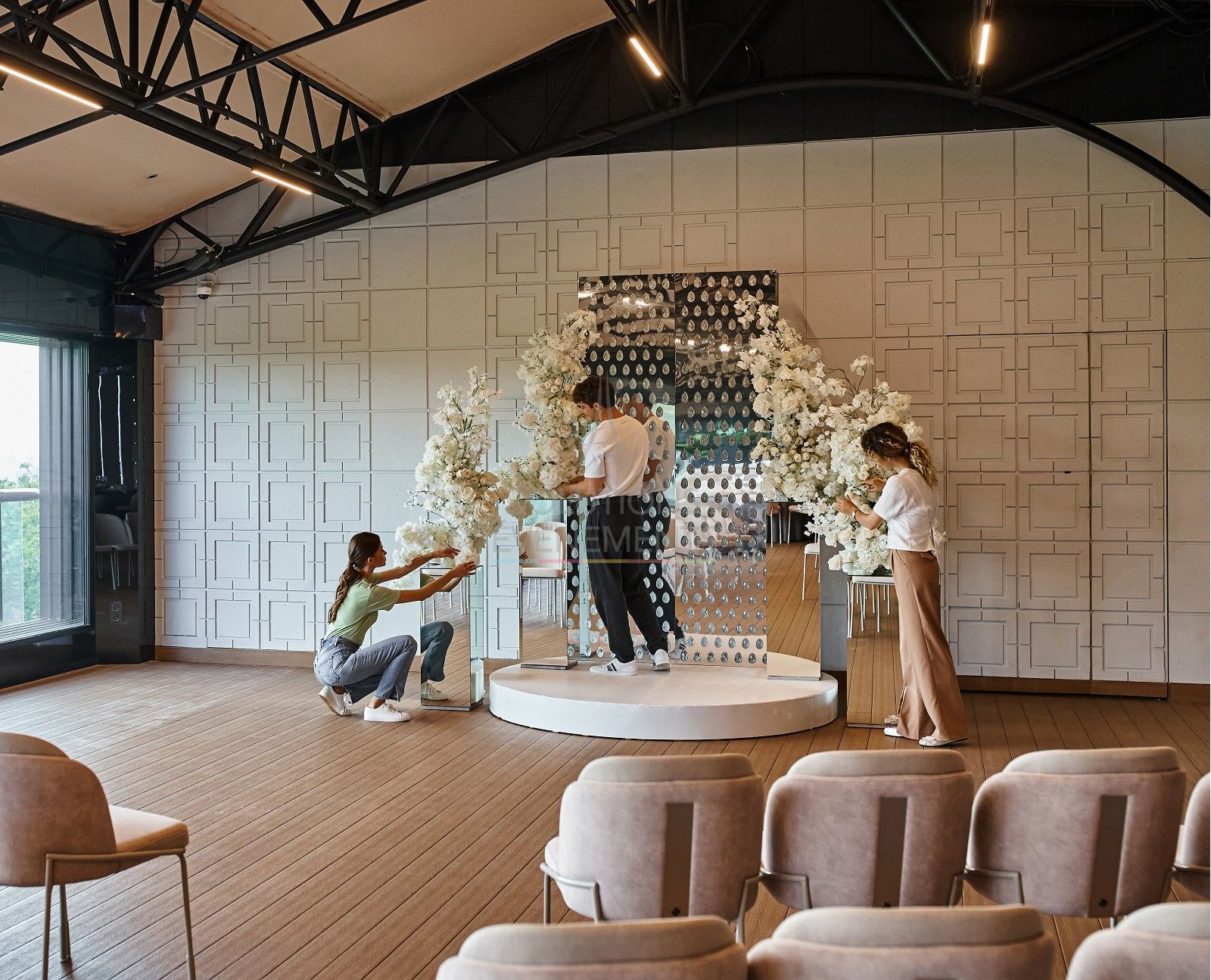 Decorator Stylist - Visual 6