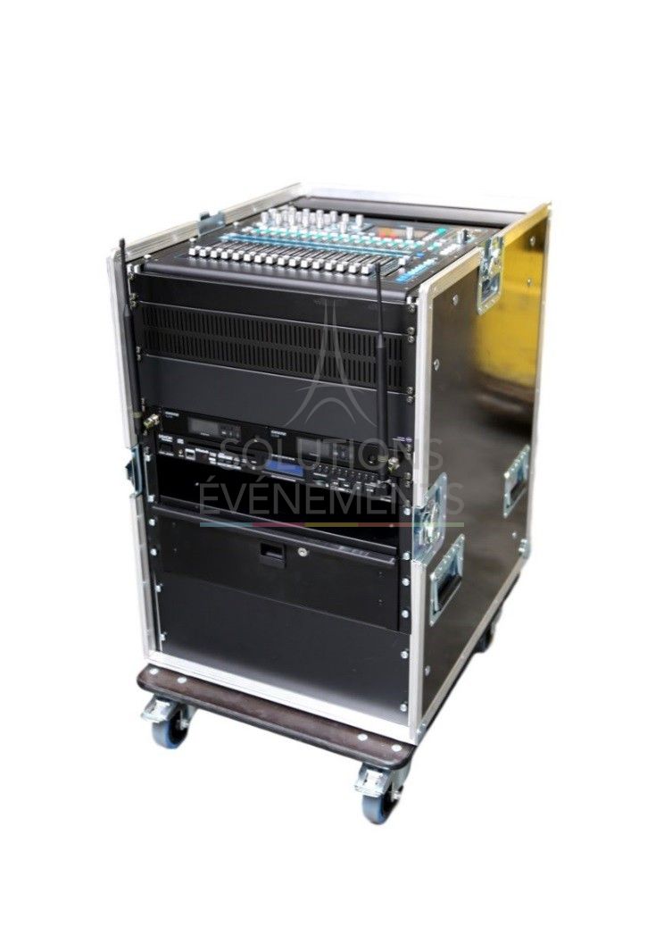 Rental of a complete sound control room, mixing console, microphones, CD player, media, USB...
