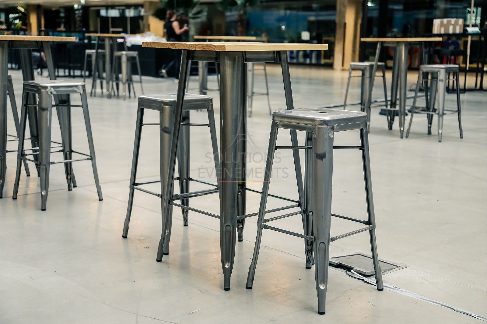 Eat standing up Tolix - Visual 4