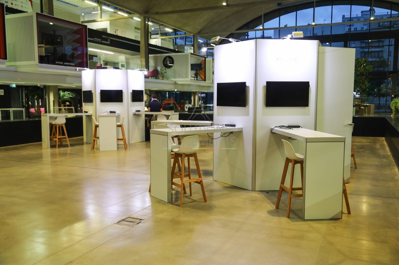 Écran plat LED Samsung - 32 pouces - Visuel 5