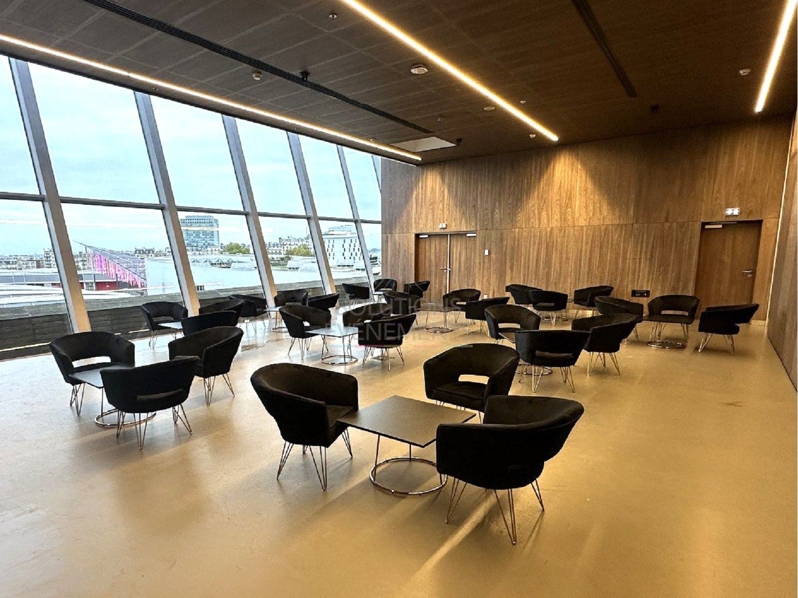 fauteuil leonor velours noir - visuel 6