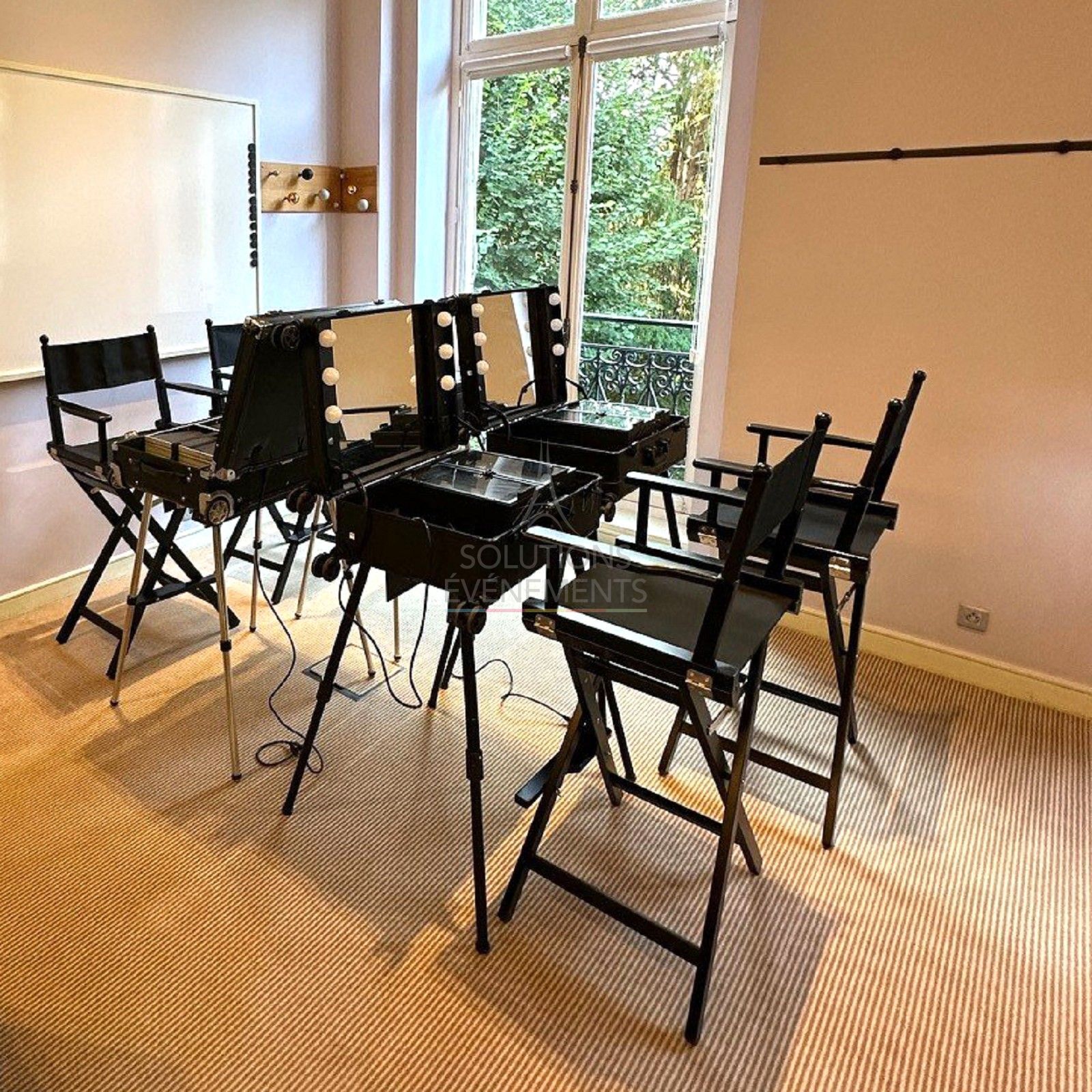 Fauteuil maquillage noir - Visuel 3