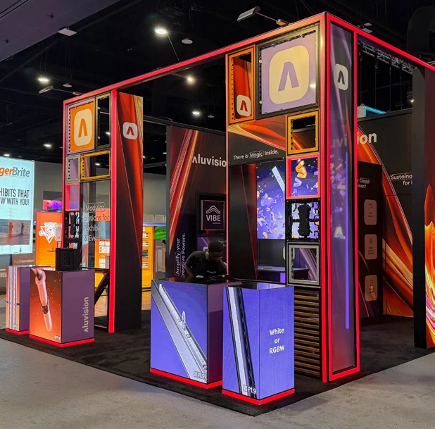Stand modulaire noir et rouge