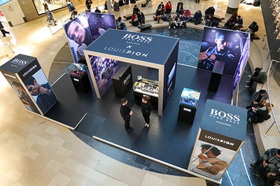Conception clé en main d'un podium événementiel pour un lancement de produit Hugo Boss