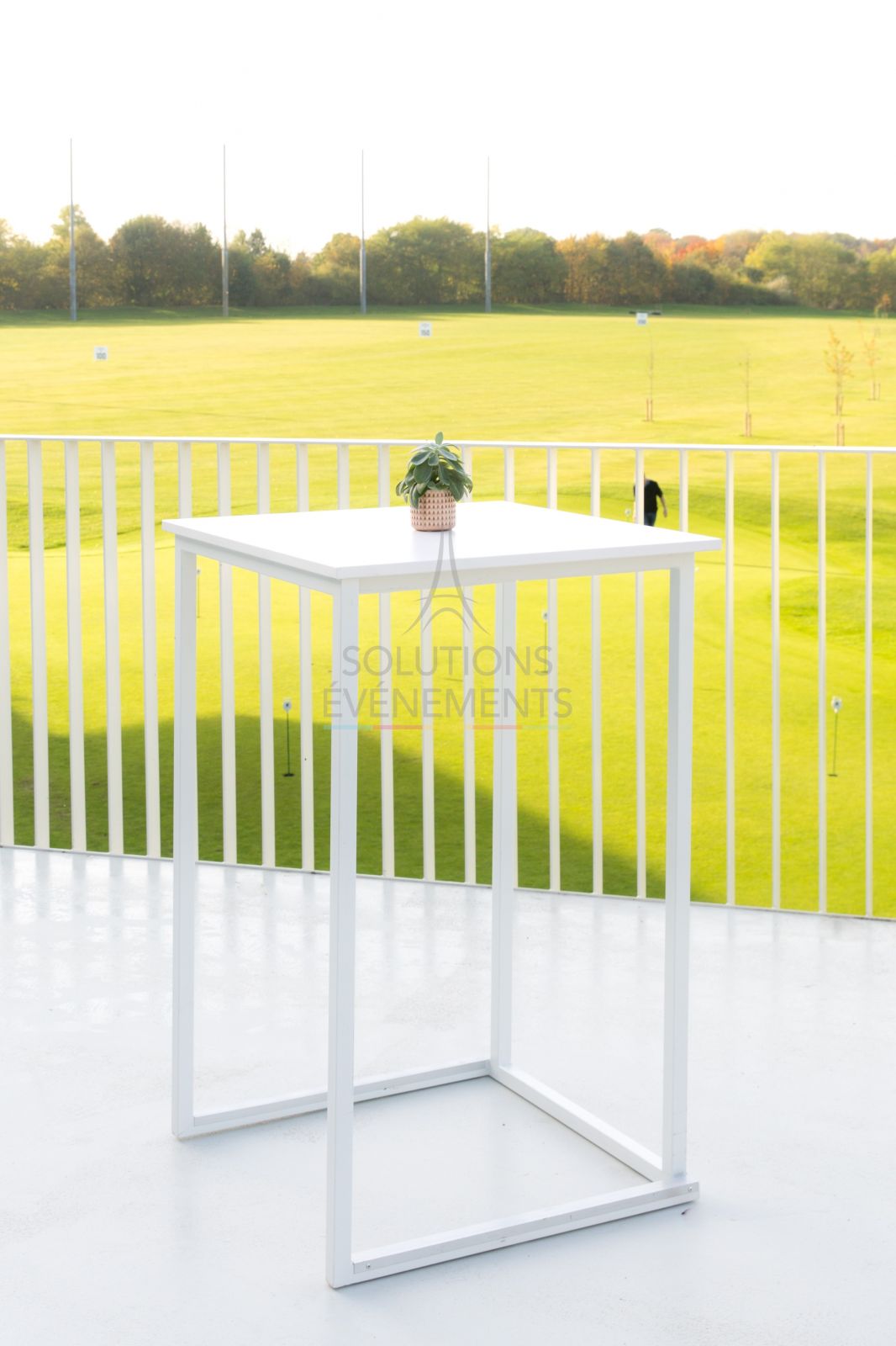 Kubo Black Standing Dining Table - White Tray - Visual 2