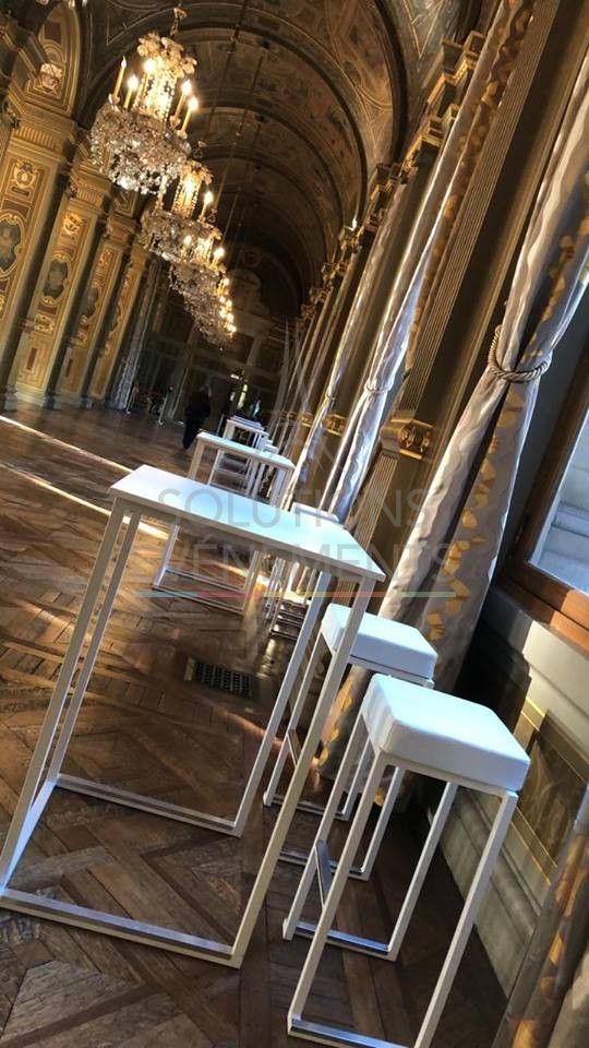Kubo White Standing Dining Table - White Tray - Visual 2