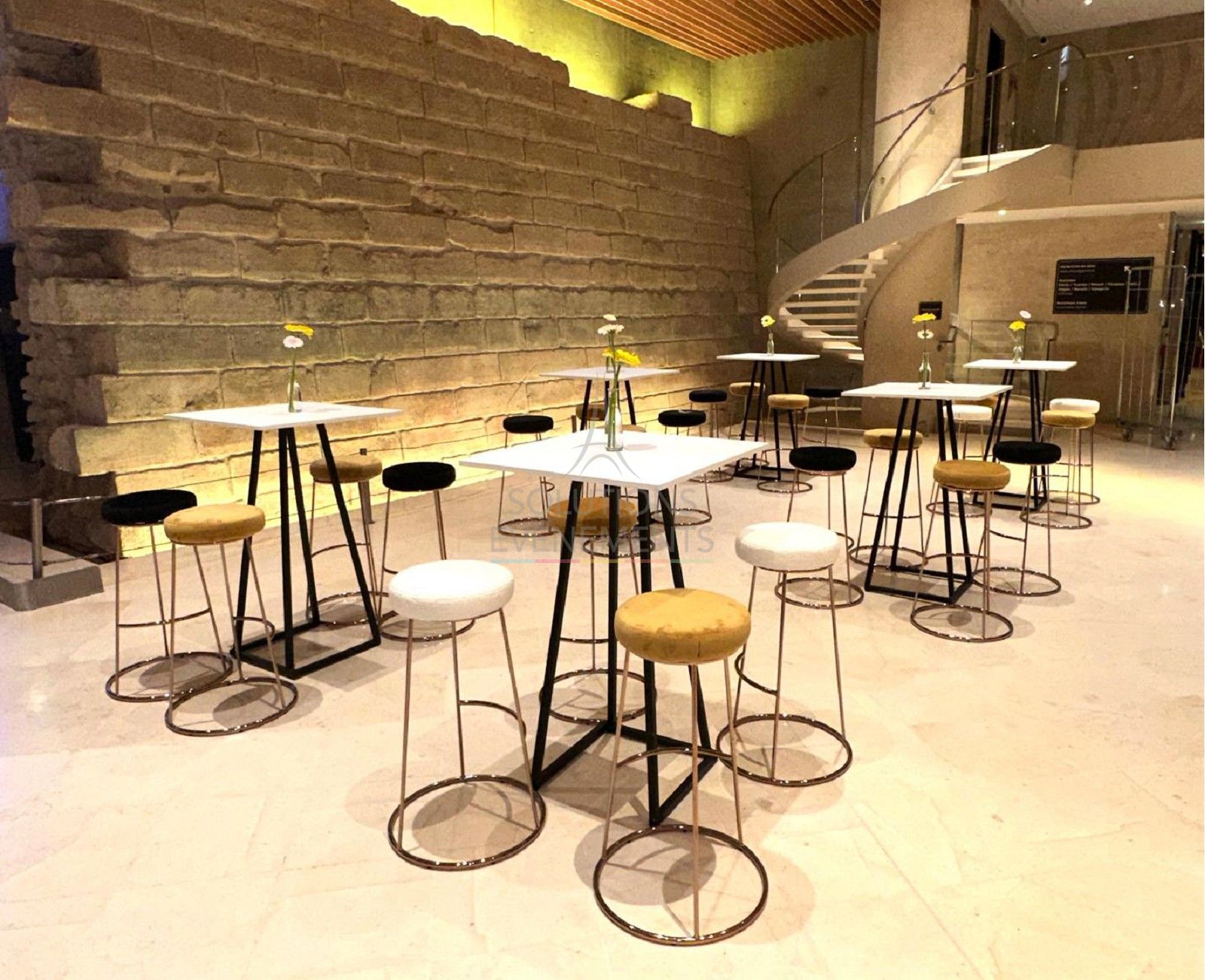 Leonor high stool - Black velvet seat - Visual 4