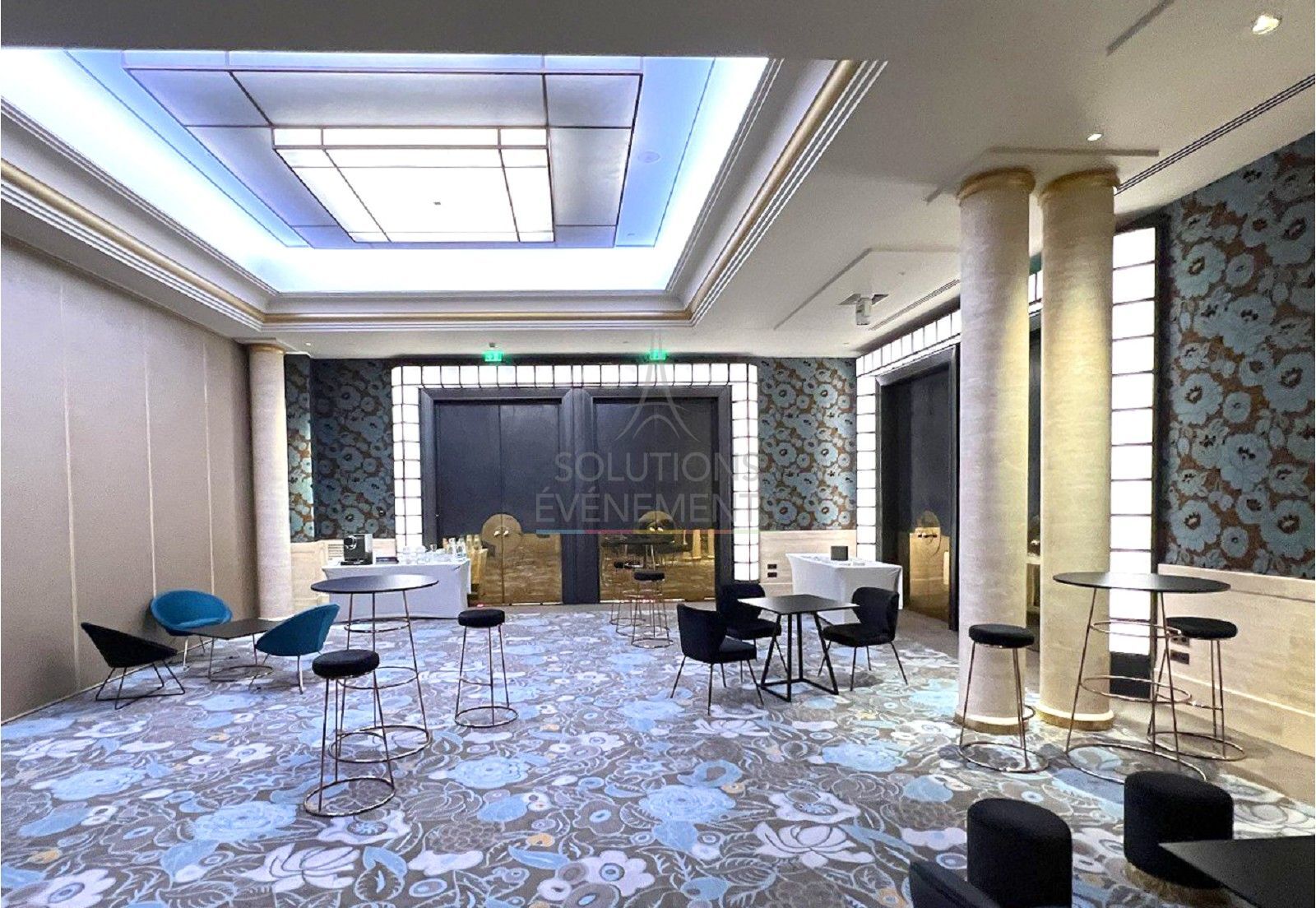 Leonor high stool - Black velvet seat - Visual 5