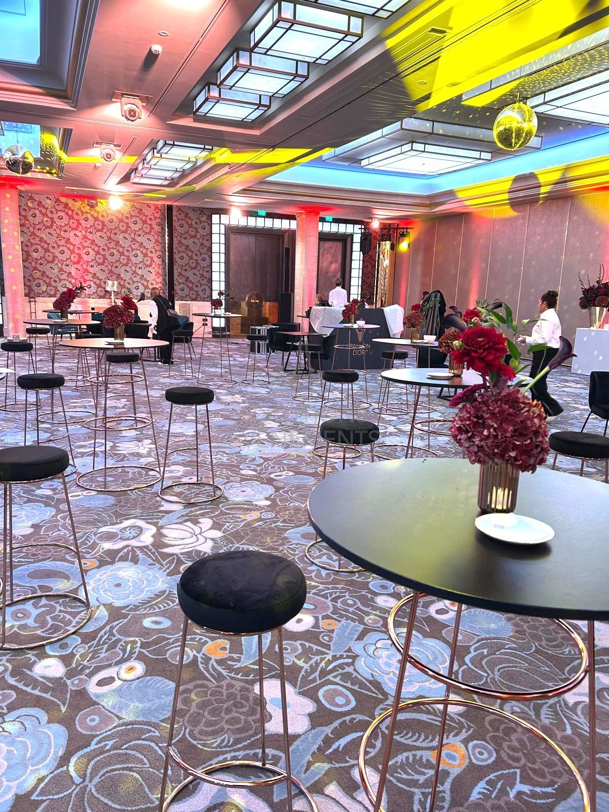 Leonor high stool - Black velvet seat - Visual 6