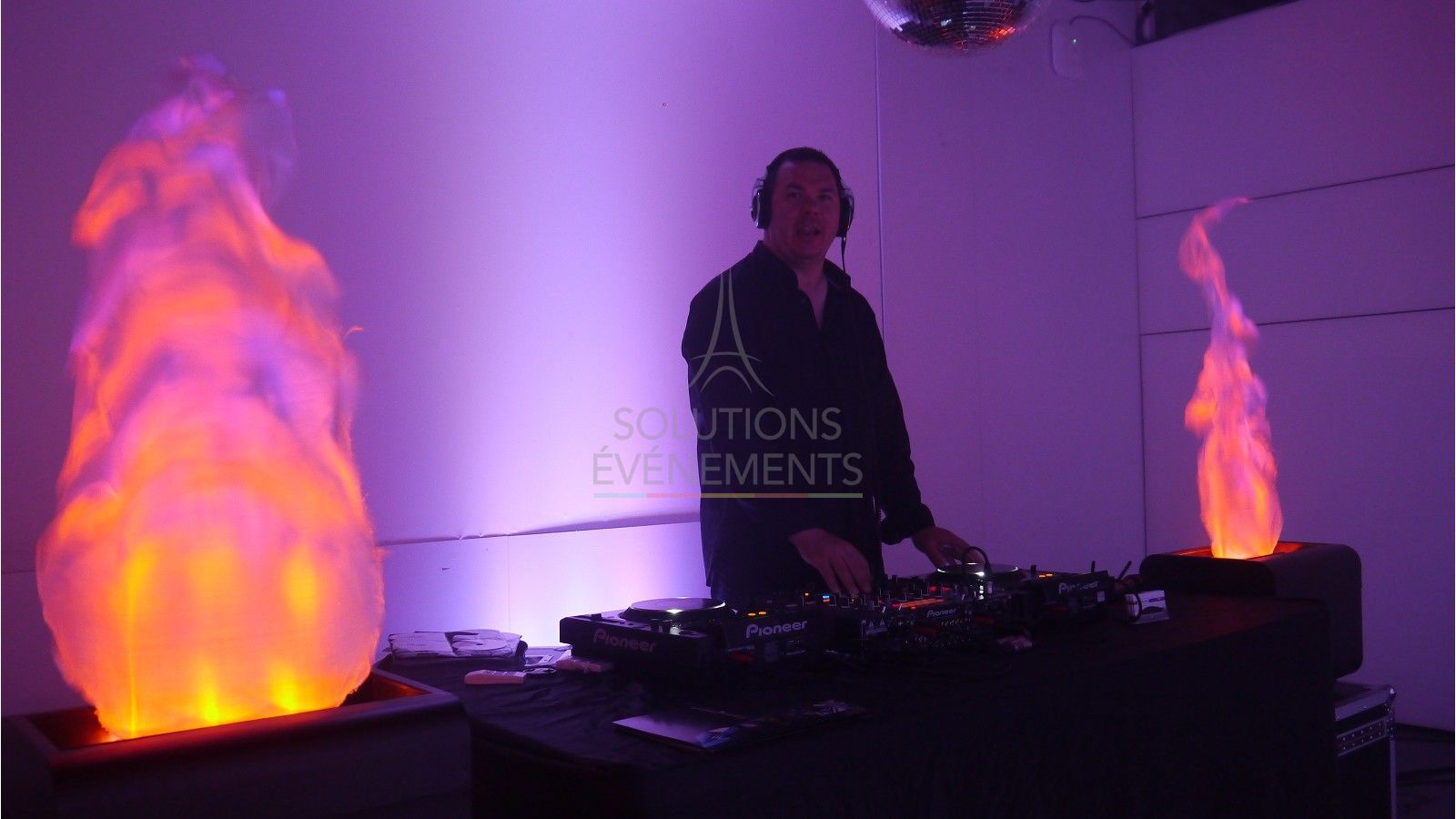 Machine à flamme artificielle - Lampes dichroïques - Visuel 5