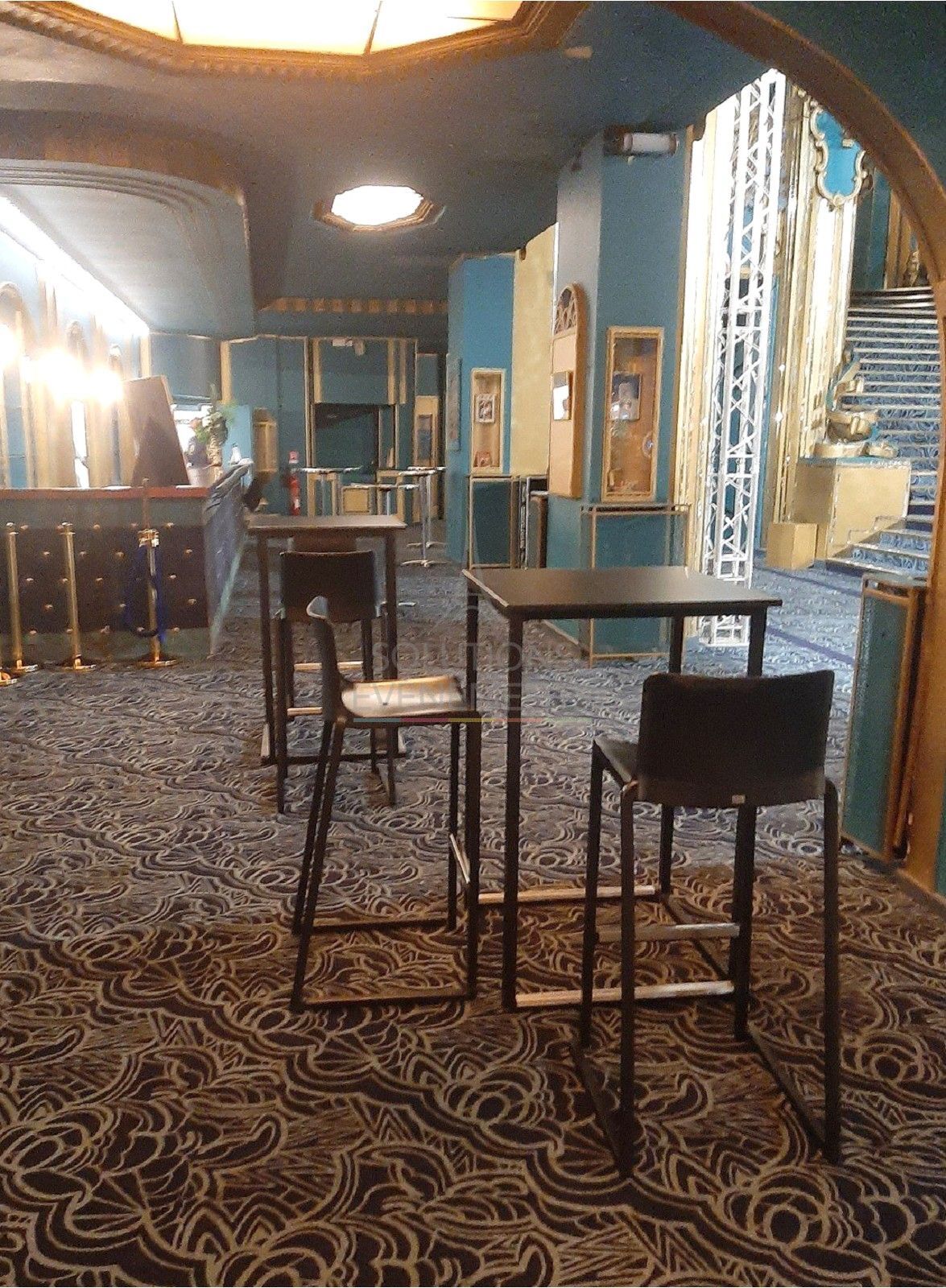 Mange debout Kubo Noir - Plateau Noir - Visuel 4