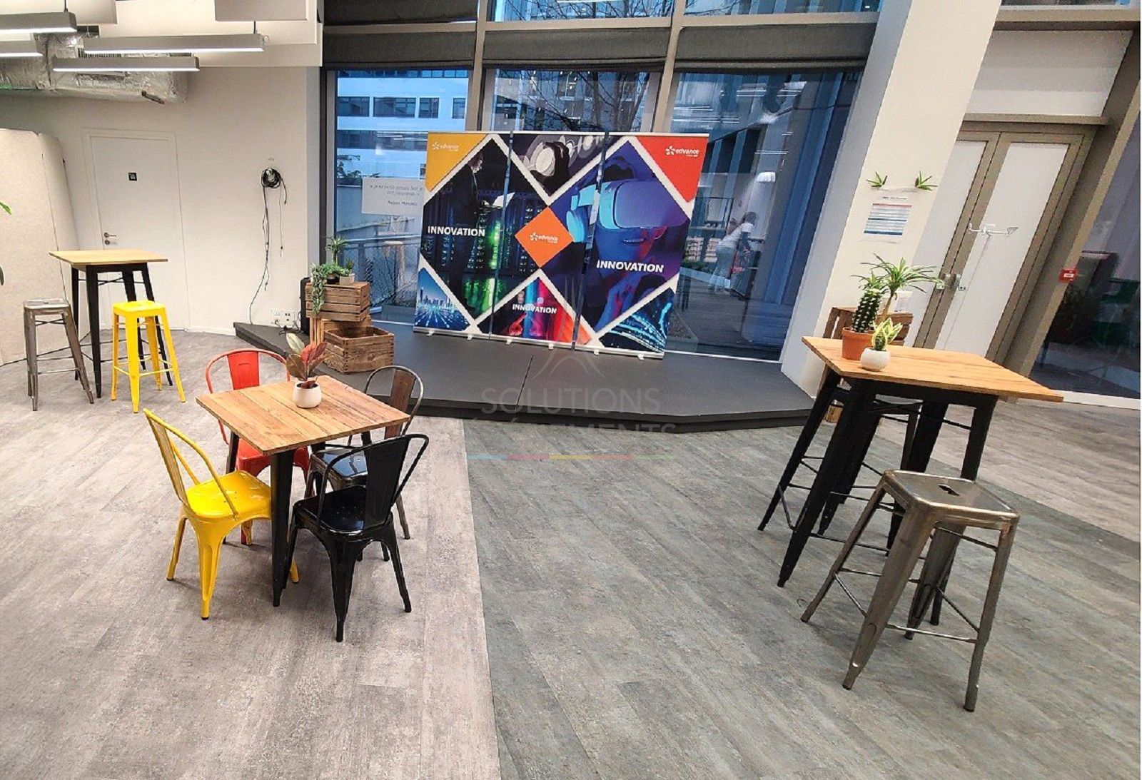 Mange debout Tolix - Plateau Eiffel - Visuel 6