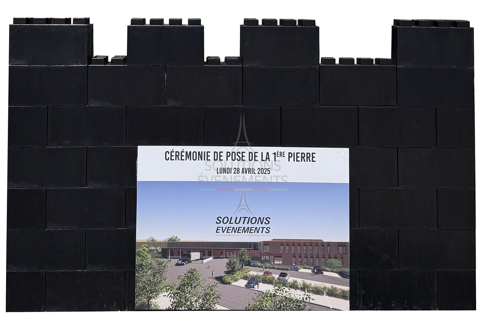 Location mur avec blocs de construction pour inauguration première pierre