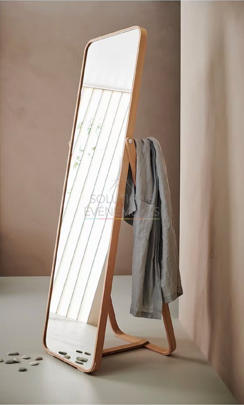 Oslo wooden standing mirror - Visual 2