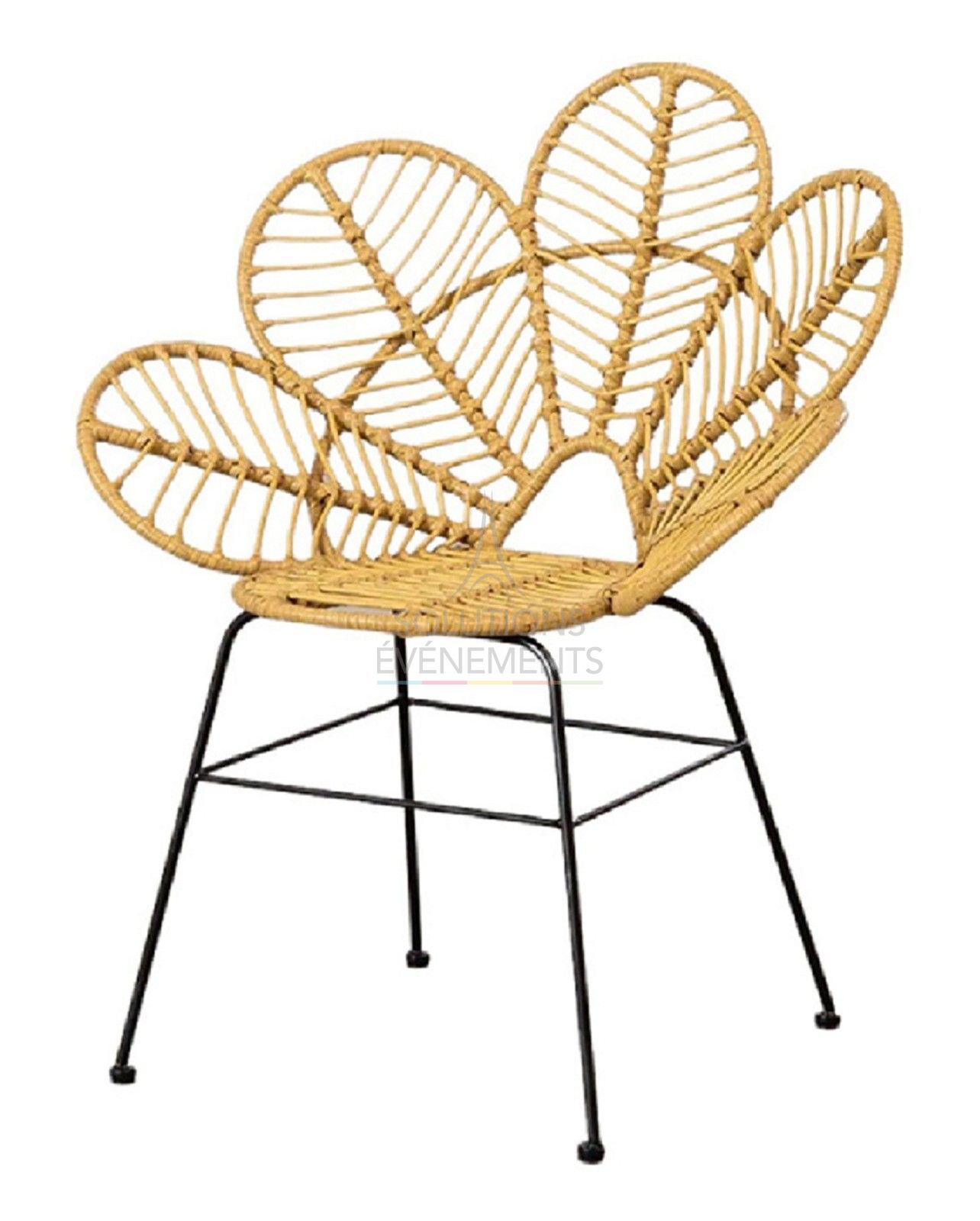Rental of synthetic wicker and flower-shaped armchair.