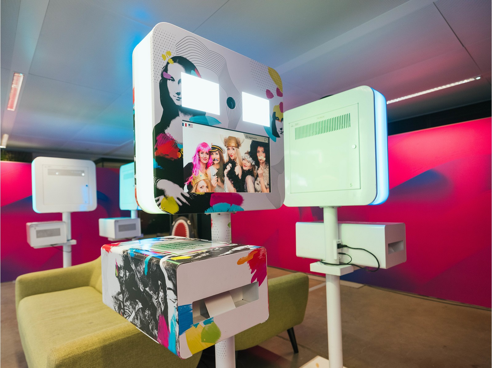 Illustration de Pourquoi opter pour la location de photobooth pour votre event