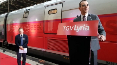 Entre la Suisse et la France avec le TGV Lyria
