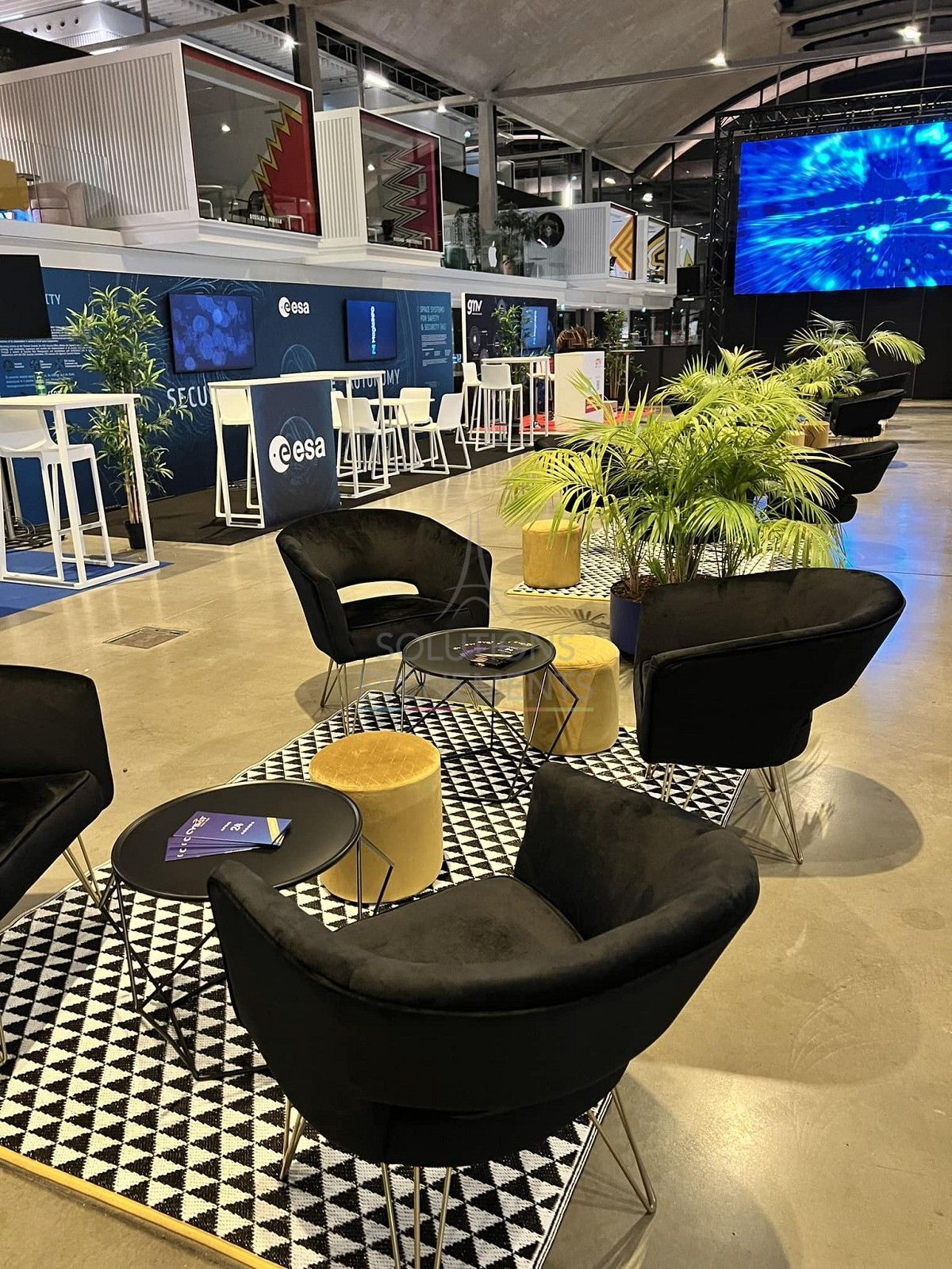 Pouf Juliette velours moutarde - Visuel 2