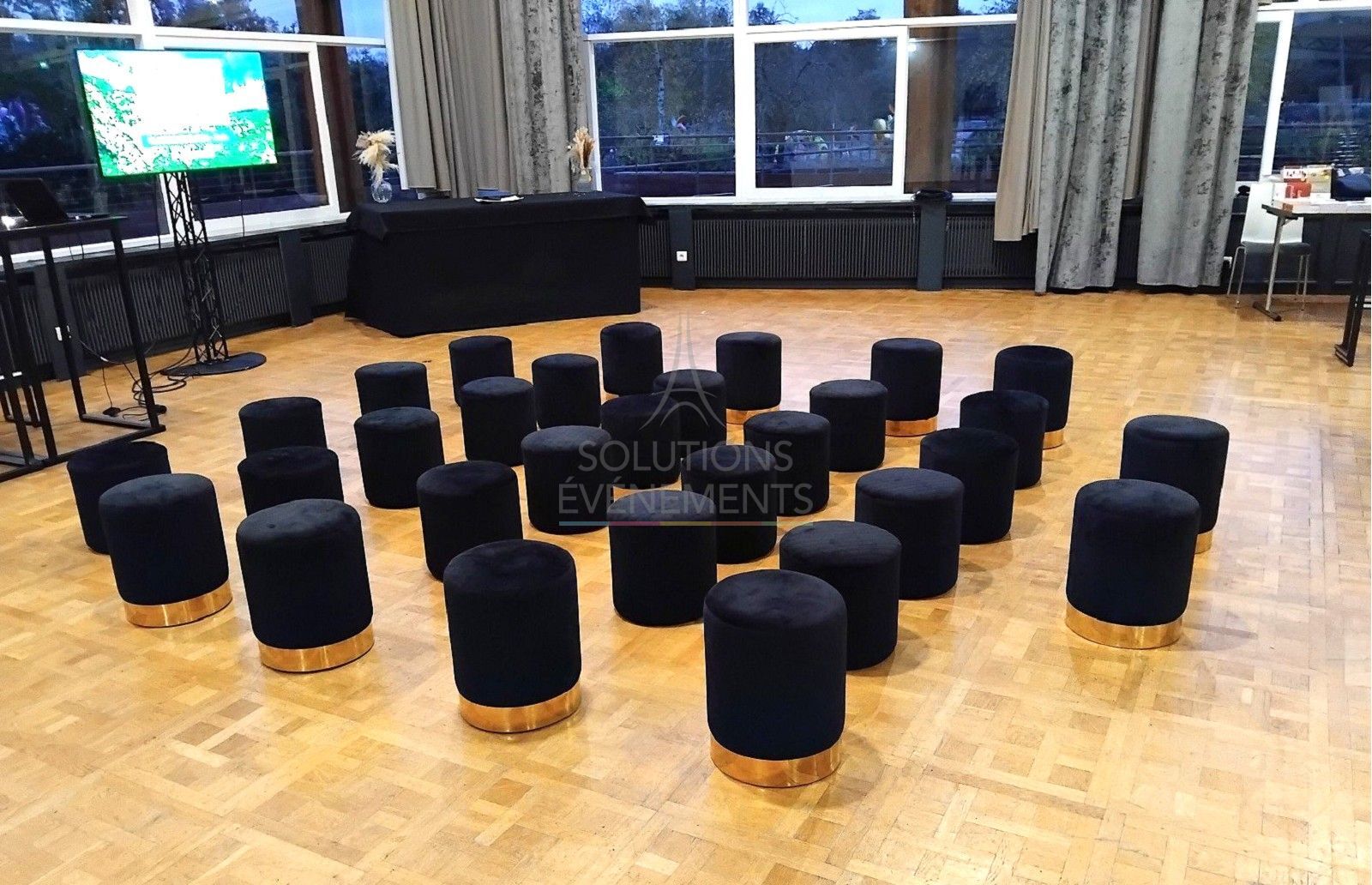 pouf leonor velours noir - visuel 3