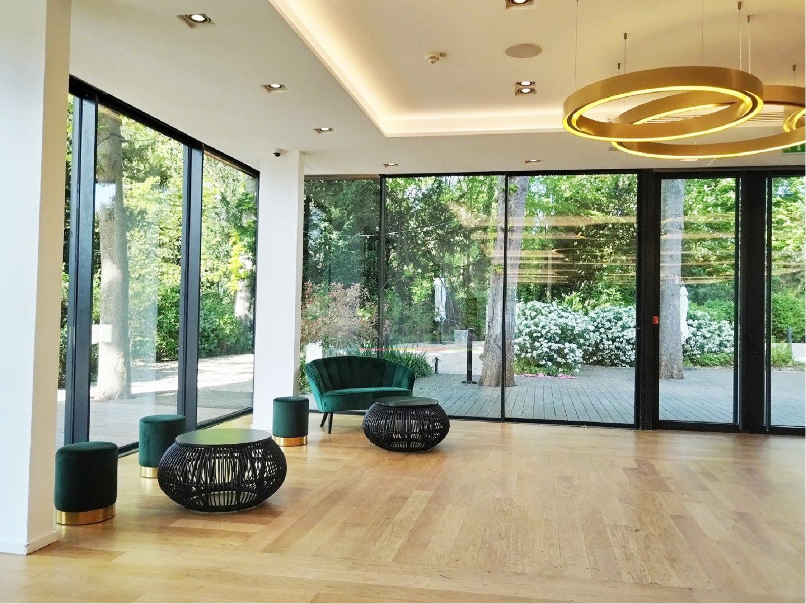 Pouf Leonor velours vert - Visuel 2