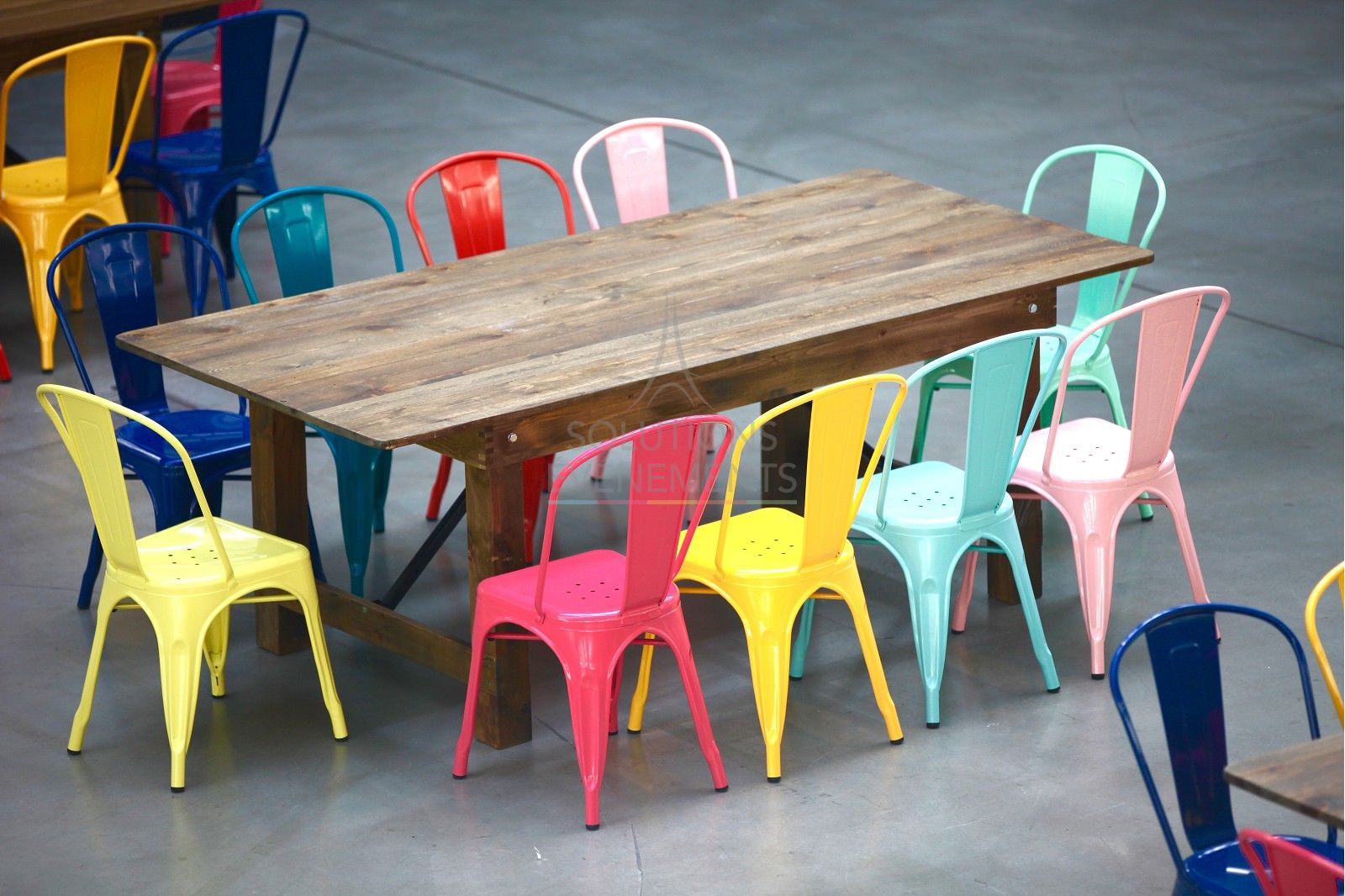 Red industrial tolix chair - Visual 5