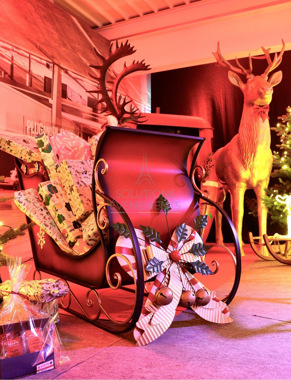 Santa Claus Sleigh - Visual 3