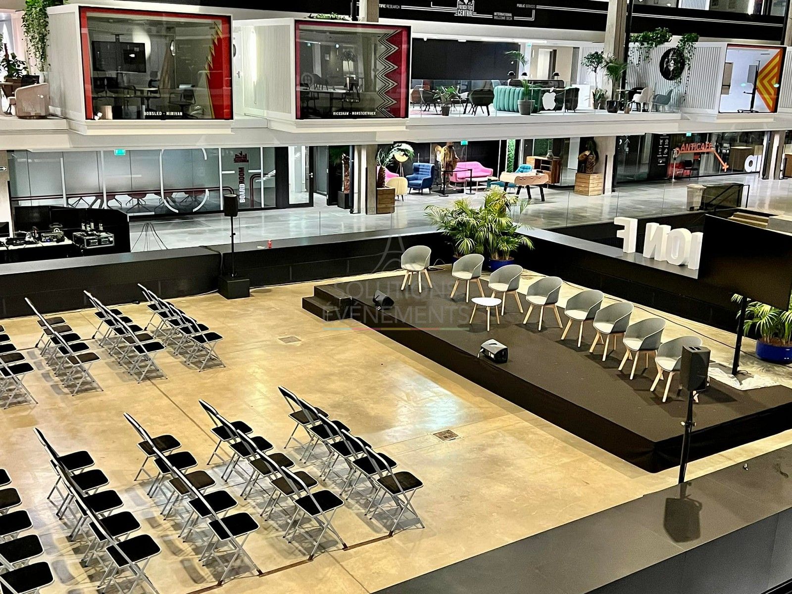 Scandinavian designer gray armchair - Visual 6