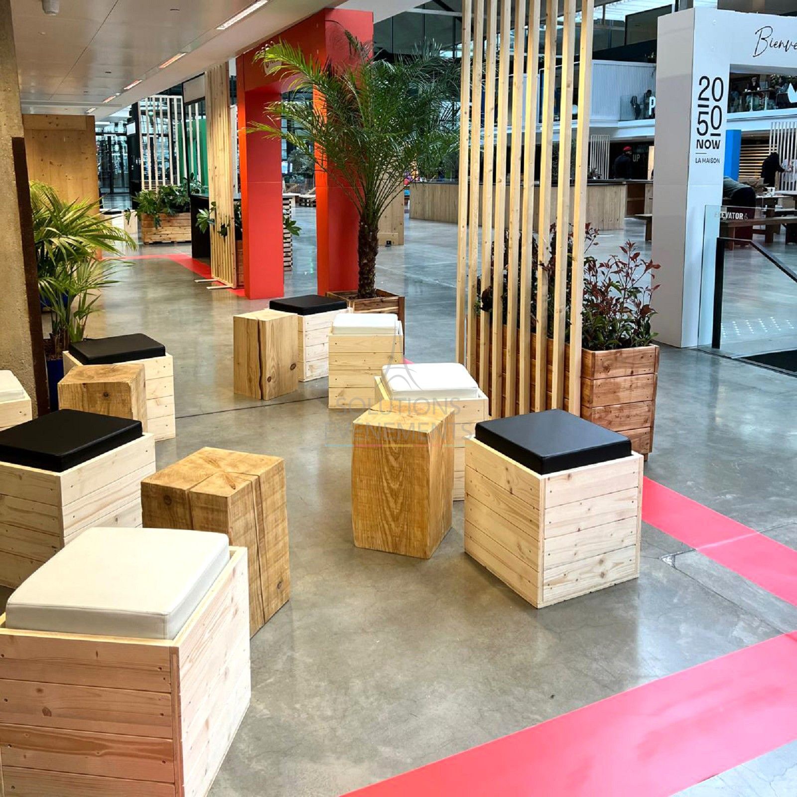 Senlis Pouf - Black Leather - Visual 3