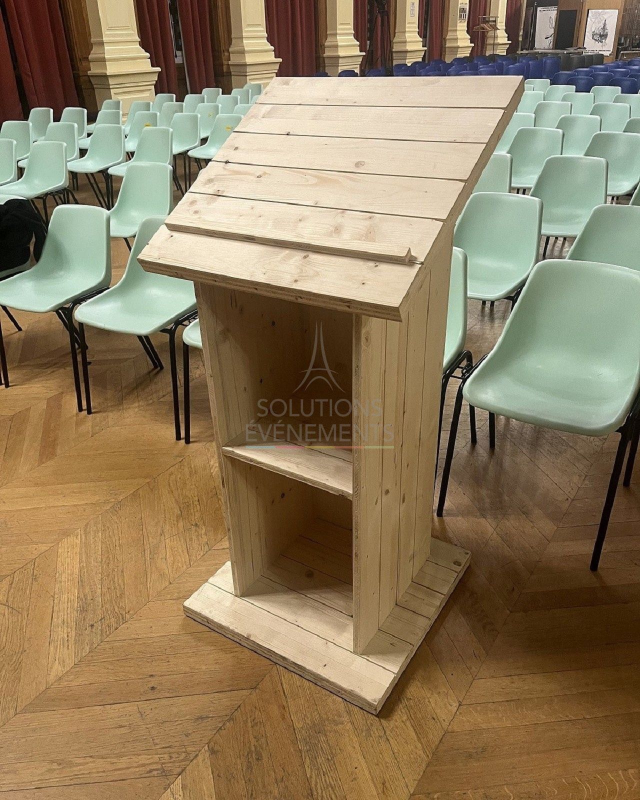 Senlis wooden lectern - Visual 3