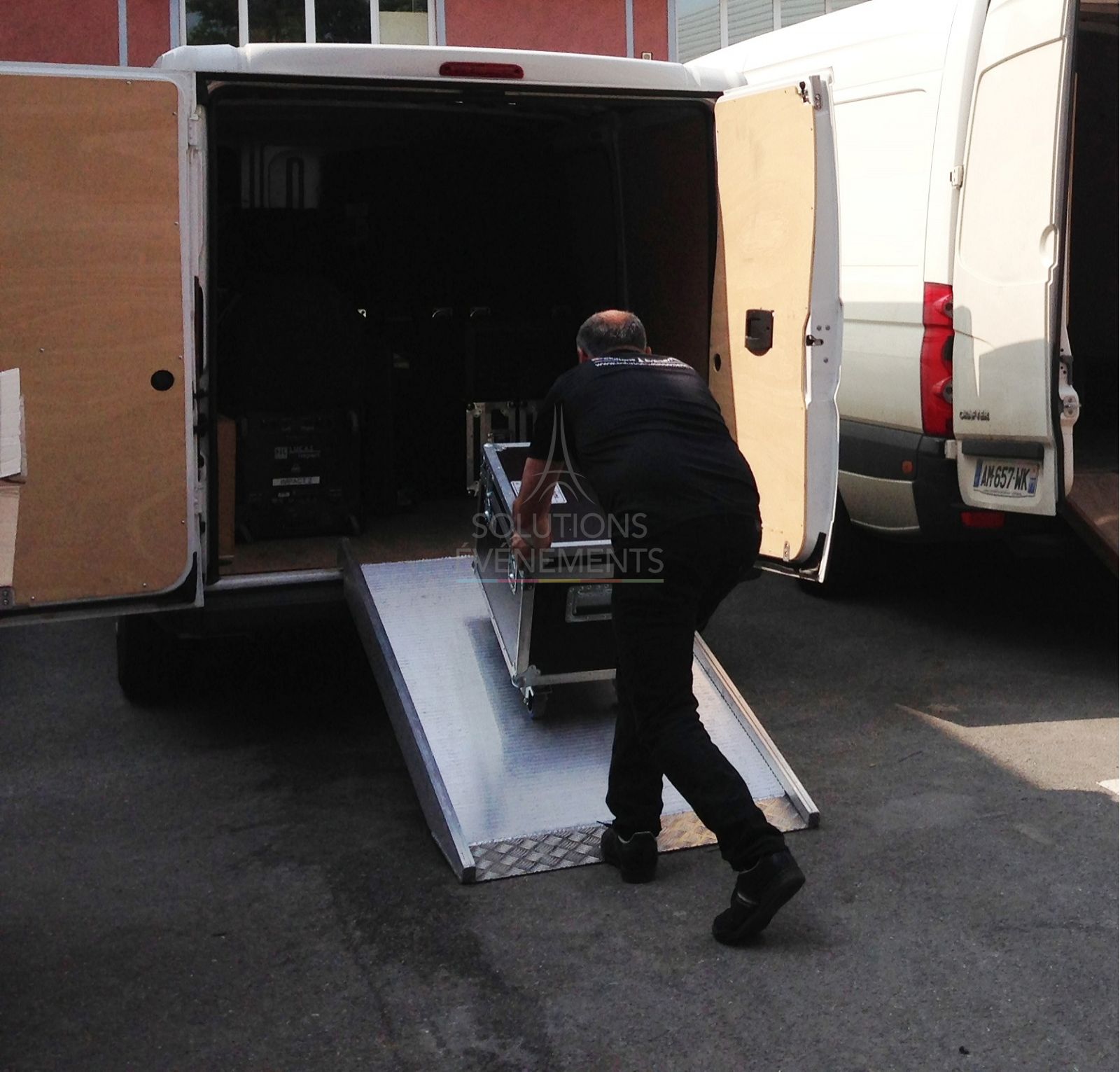 Short loading bridge ramp - Visual 6