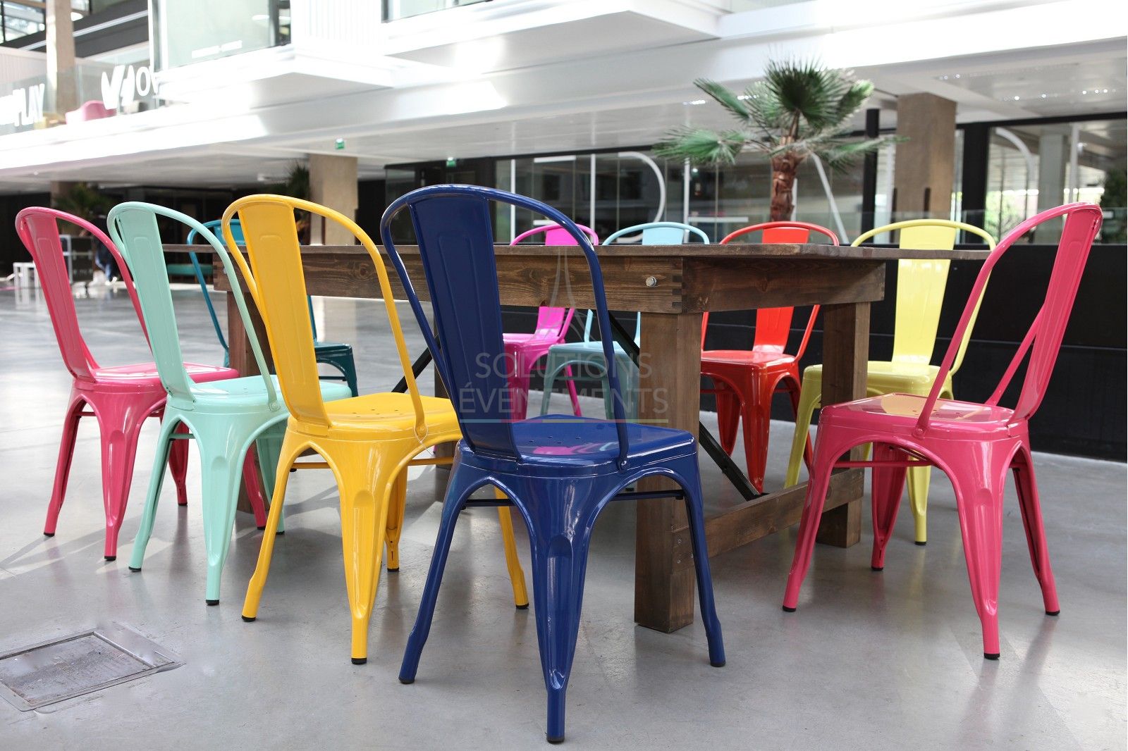 Sky blue industrial tolix chair - Visual 5