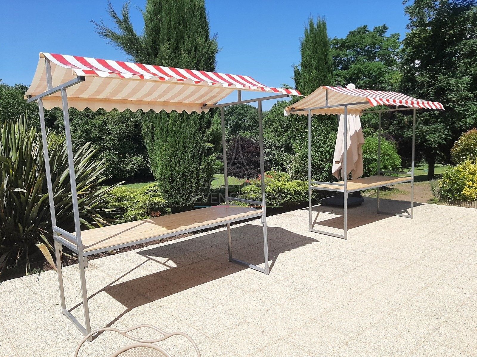 Stand de marché - Rouge et Blanc - Visuel 2