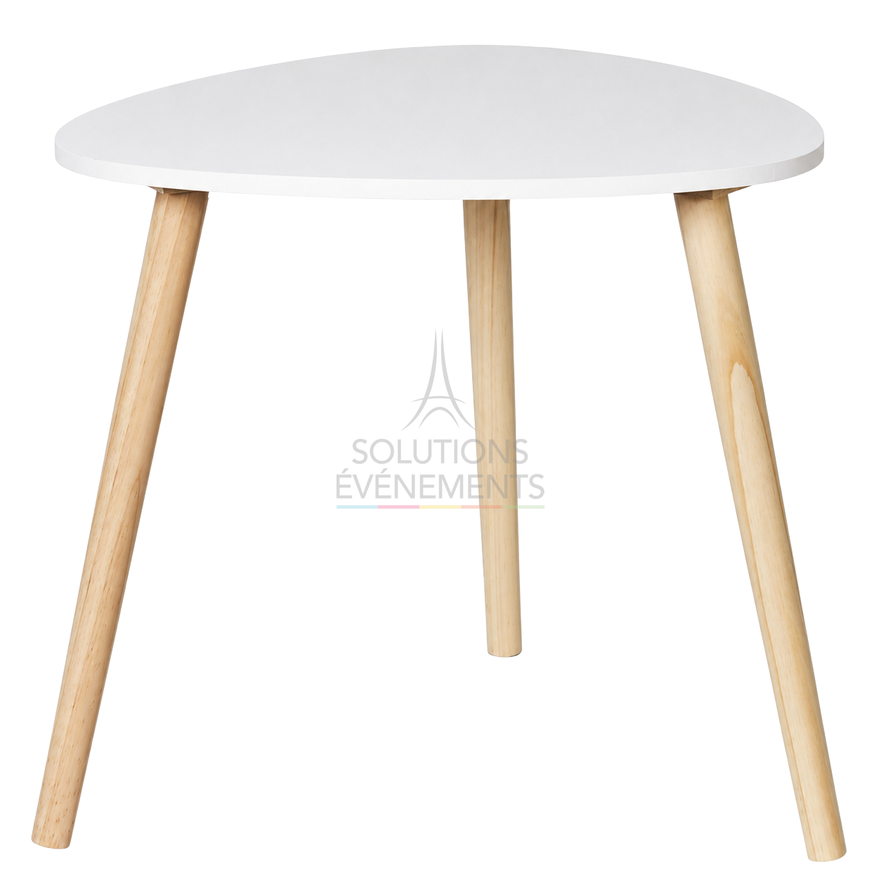 Location de table basse 3 pieds style scandinave
