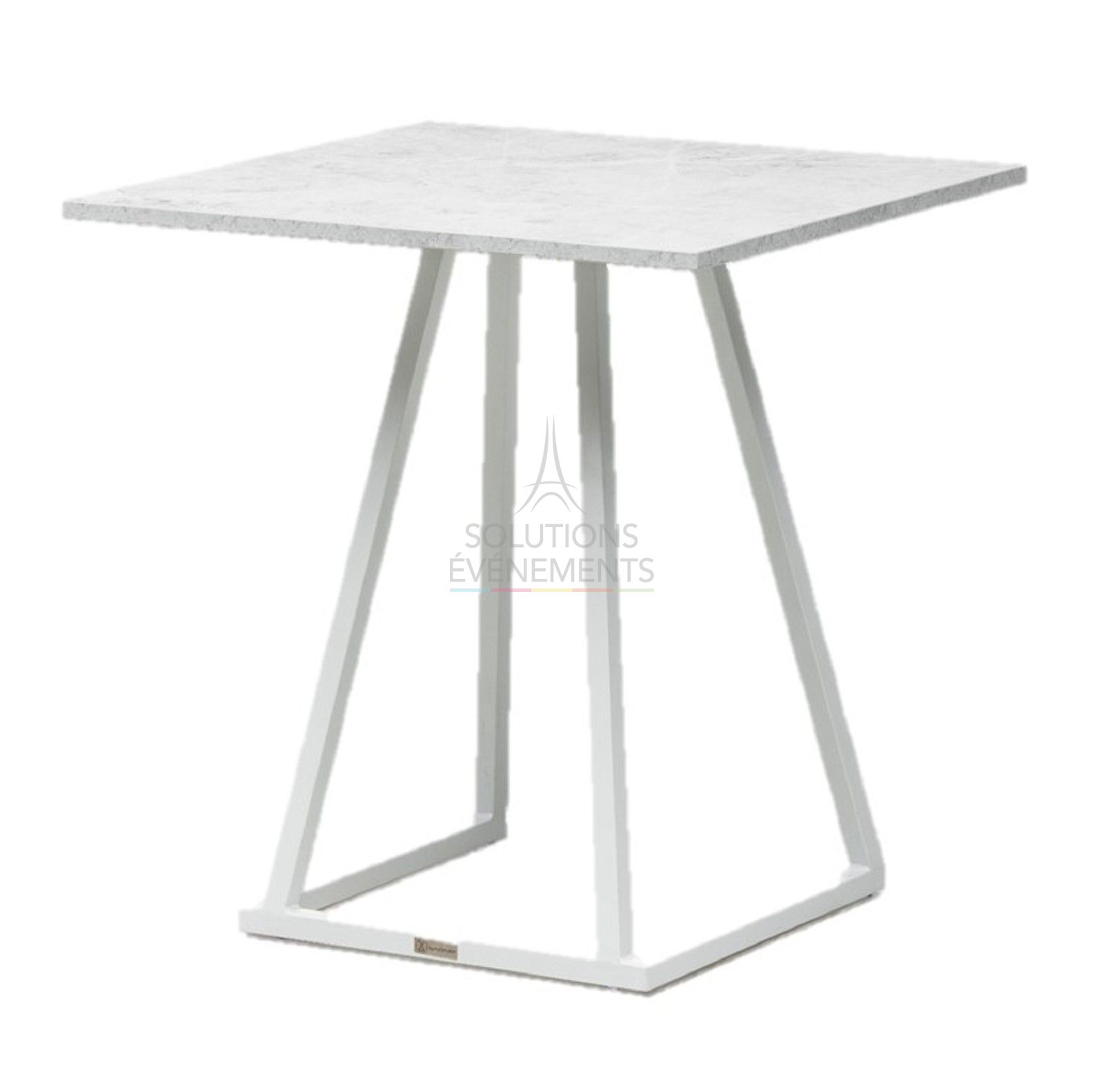 Location de petite table guéridon avec plateau carré.