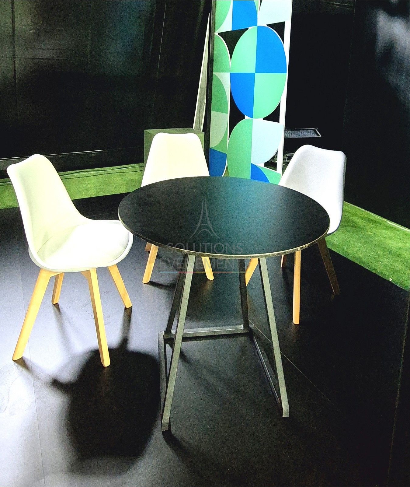 Table Dinner Linea Noir - Plateau Rond Noir - Visuel 3