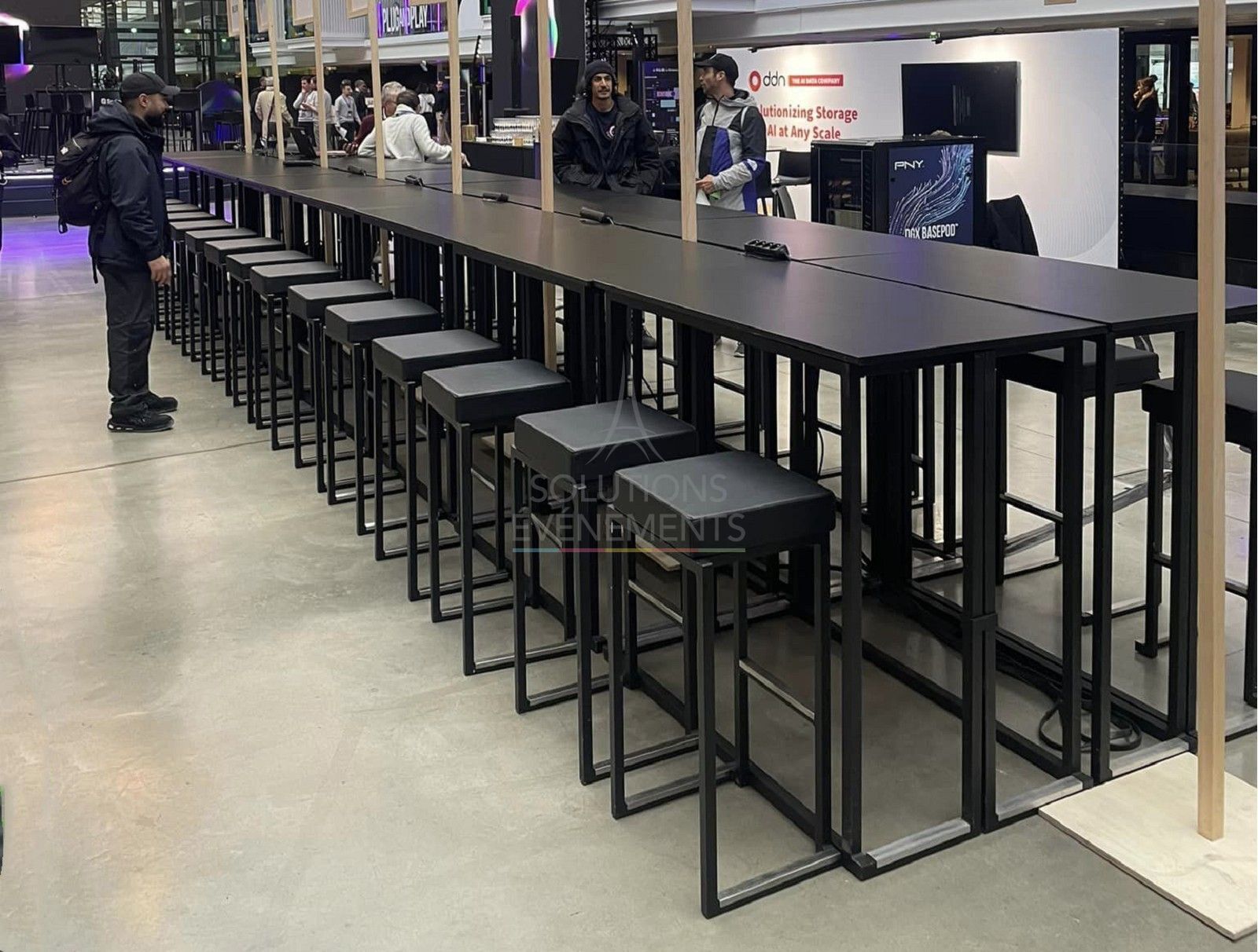 Table Haute Kubo Noire - Plateau Noir - Visuel 4