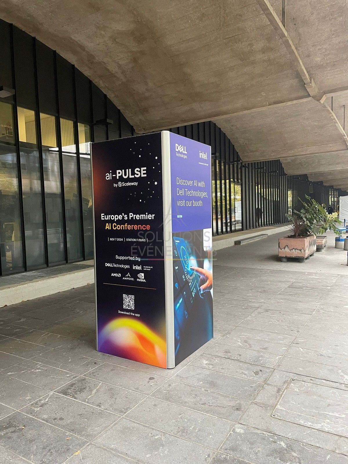 Totem publicitaire carré personnalisable - H2m50 - Visuel 2