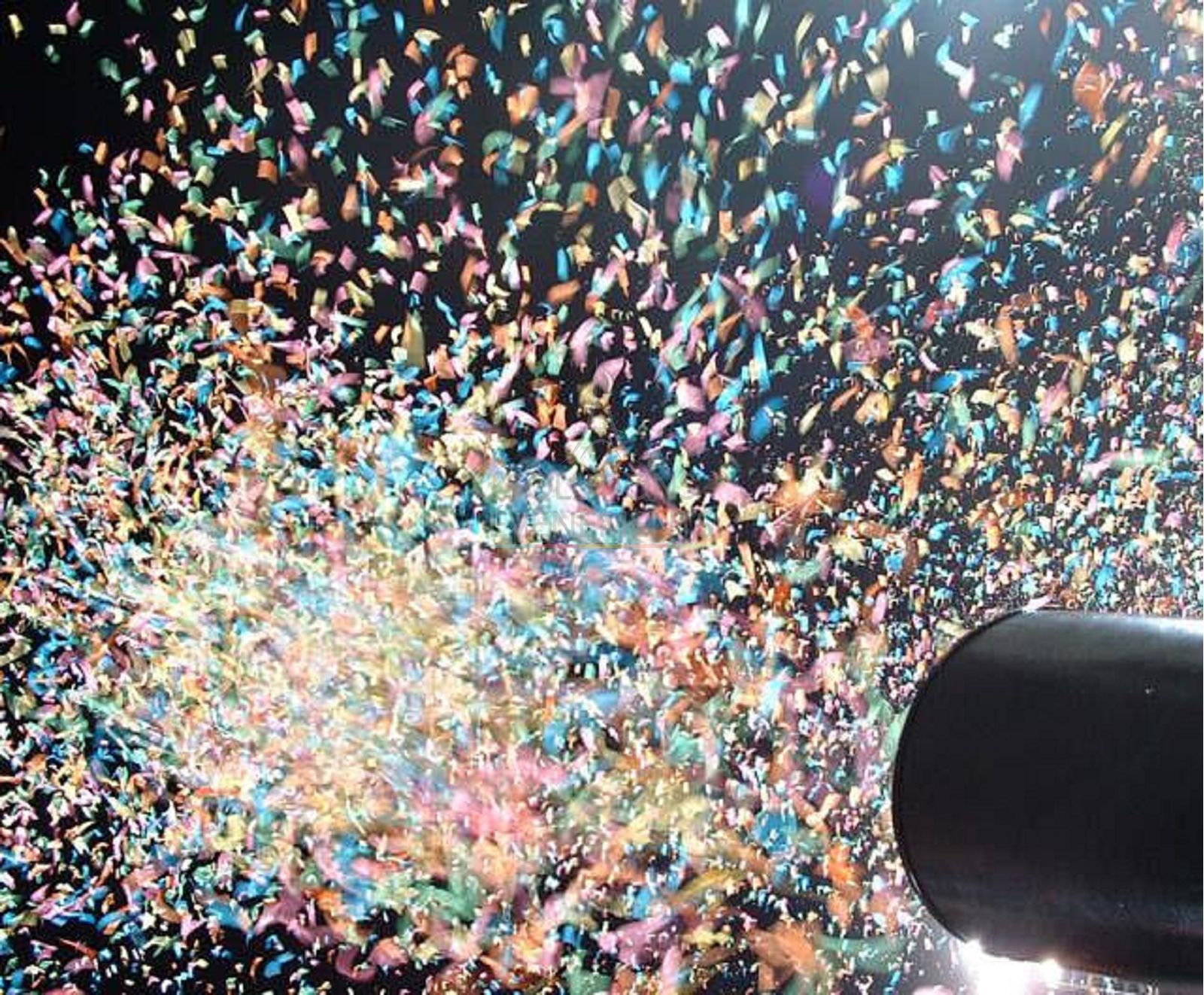 Universal Effect - Confetti Cannon 500 - Visual 2