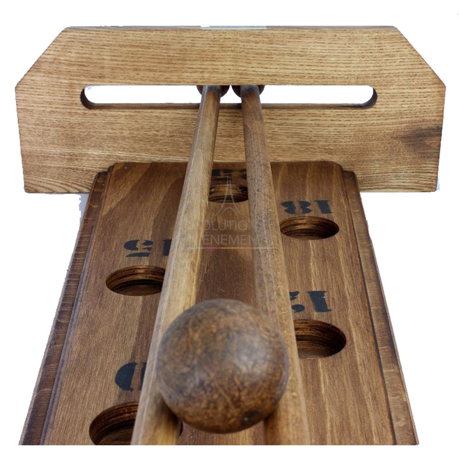 Wooden Roll up game - Visual 3